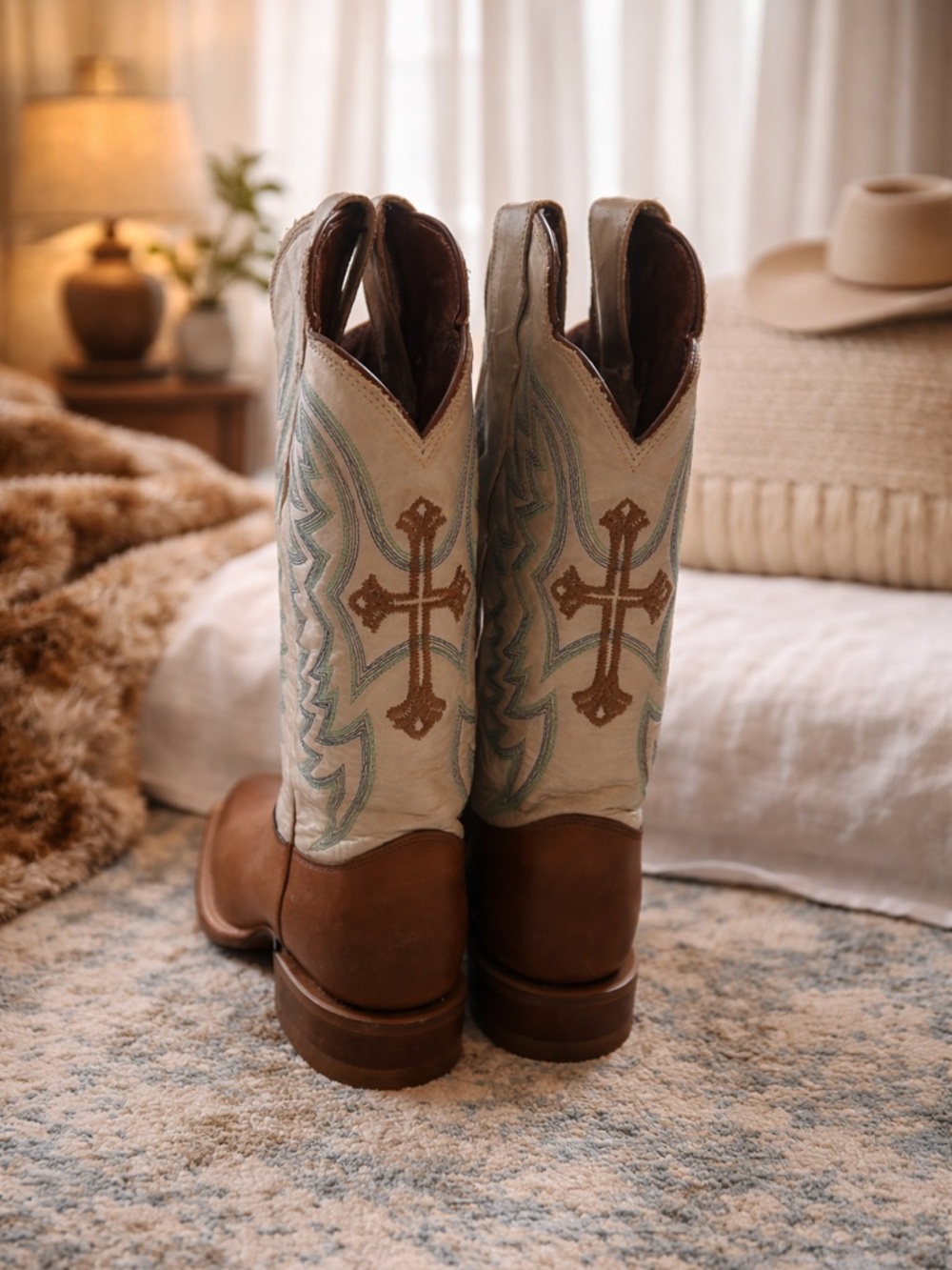 Western Embroidered Cross Cowboy Boots - Brown & Cream Reba Justin cow girl boot - Picture 2 of 2